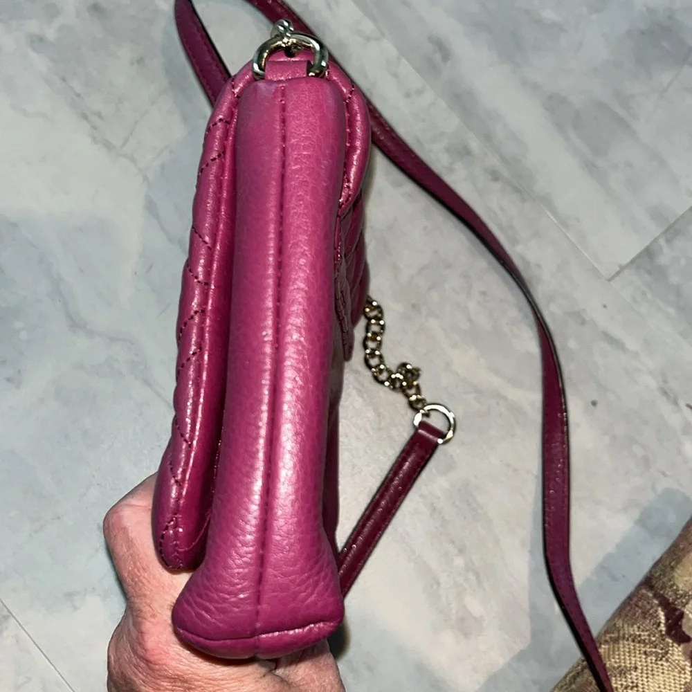 Kate Spade  Astor Court Naomi Crossbody bag  Quilted  Leather Raspberry Turnlock - Picture 8 of 17